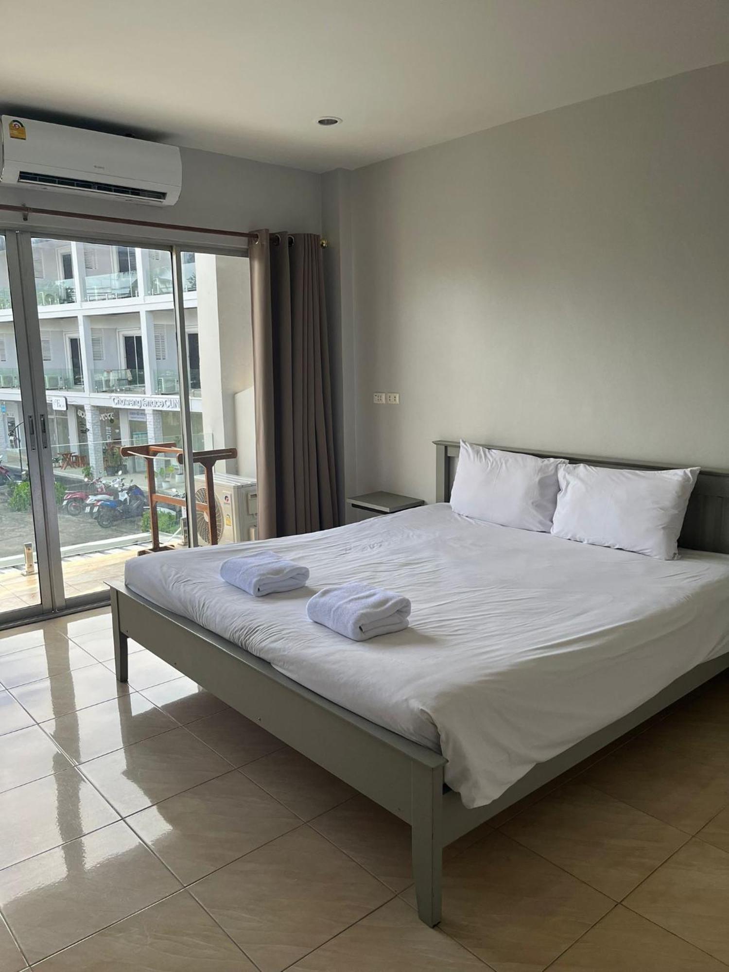 Chaweng Terrace Hotel Exterior photo