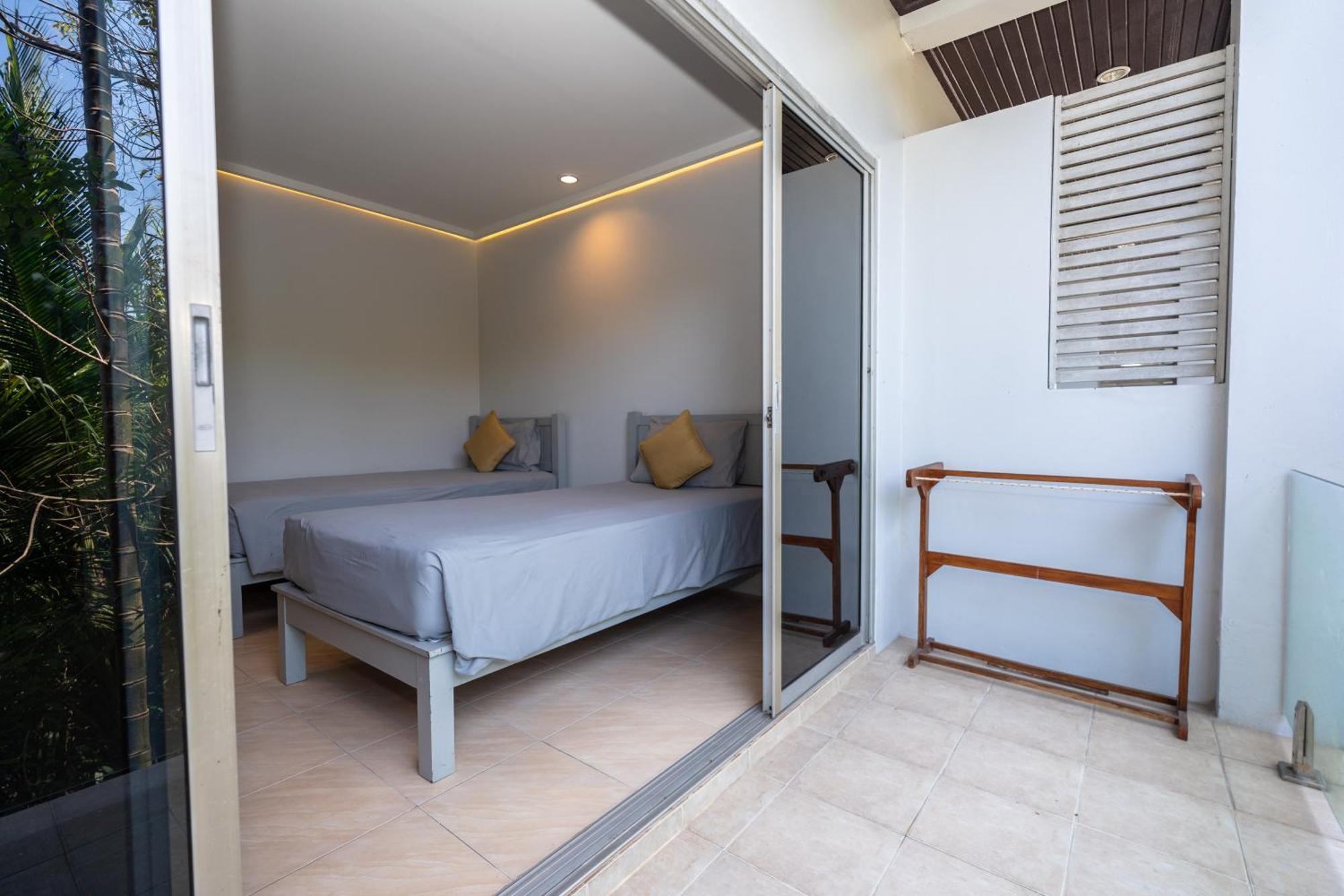 Chaweng Terrace Hotel Exterior photo